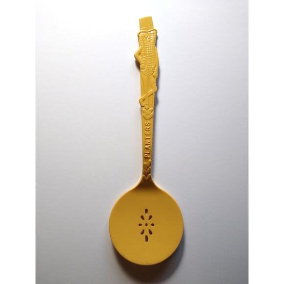 Mr Peanut Vintage Tan Plastic Serving Spoon 1950s Planters Peanuts Kitchenware - Picture 1 of 4